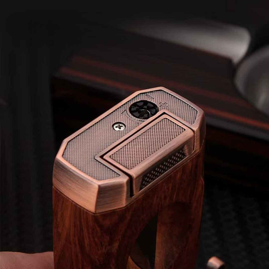 The Maverick: 2-in-1 V-Cutter & Torch Lighter - Fluid And Fire