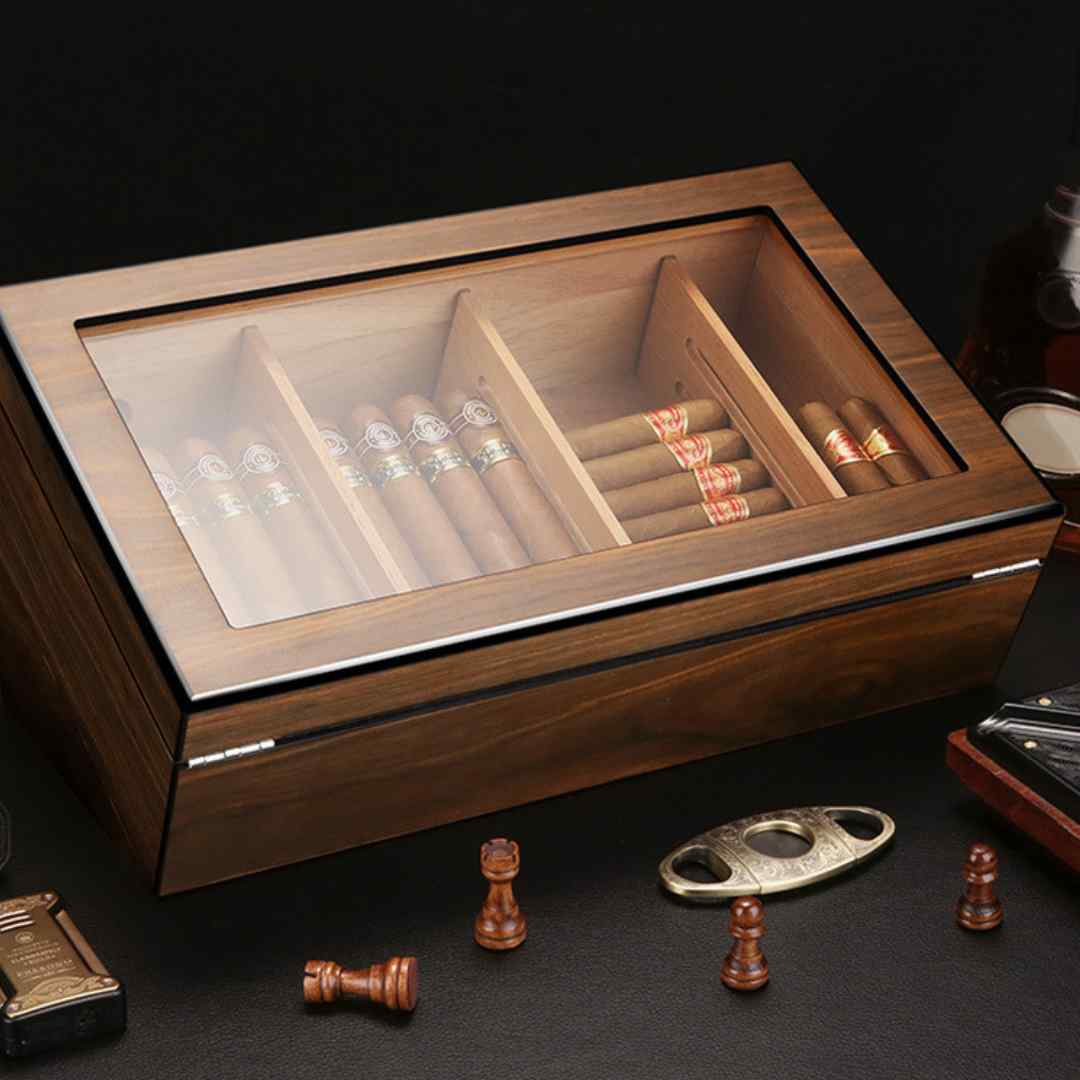 Cedar Wood Cigar Display Box with Large Window & Piano Finish