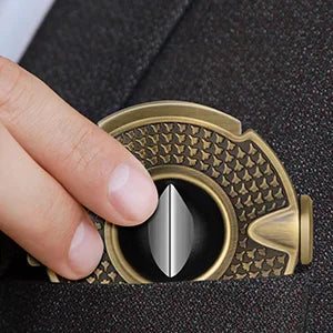 Trivium 3-in-1 Precision Cutter – V-Cut, Holder & Decompression Spinner