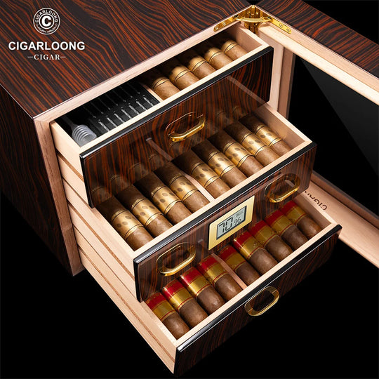 Regalis 110 – Cedar Humidor with Hygrometer, Humidifier & Transparent Window