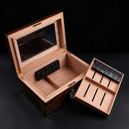 The Statesman Cedar Wood Cigar Humidor