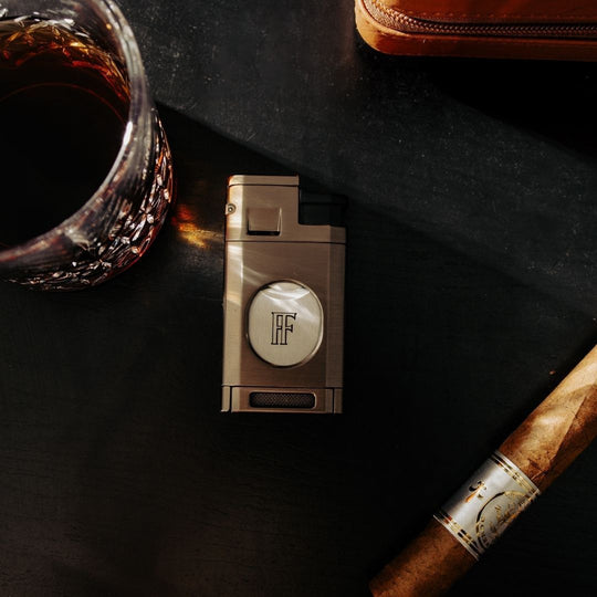 Titan 4-Jet Torch Lighter with Integrated Guillotine & Punch Cutter