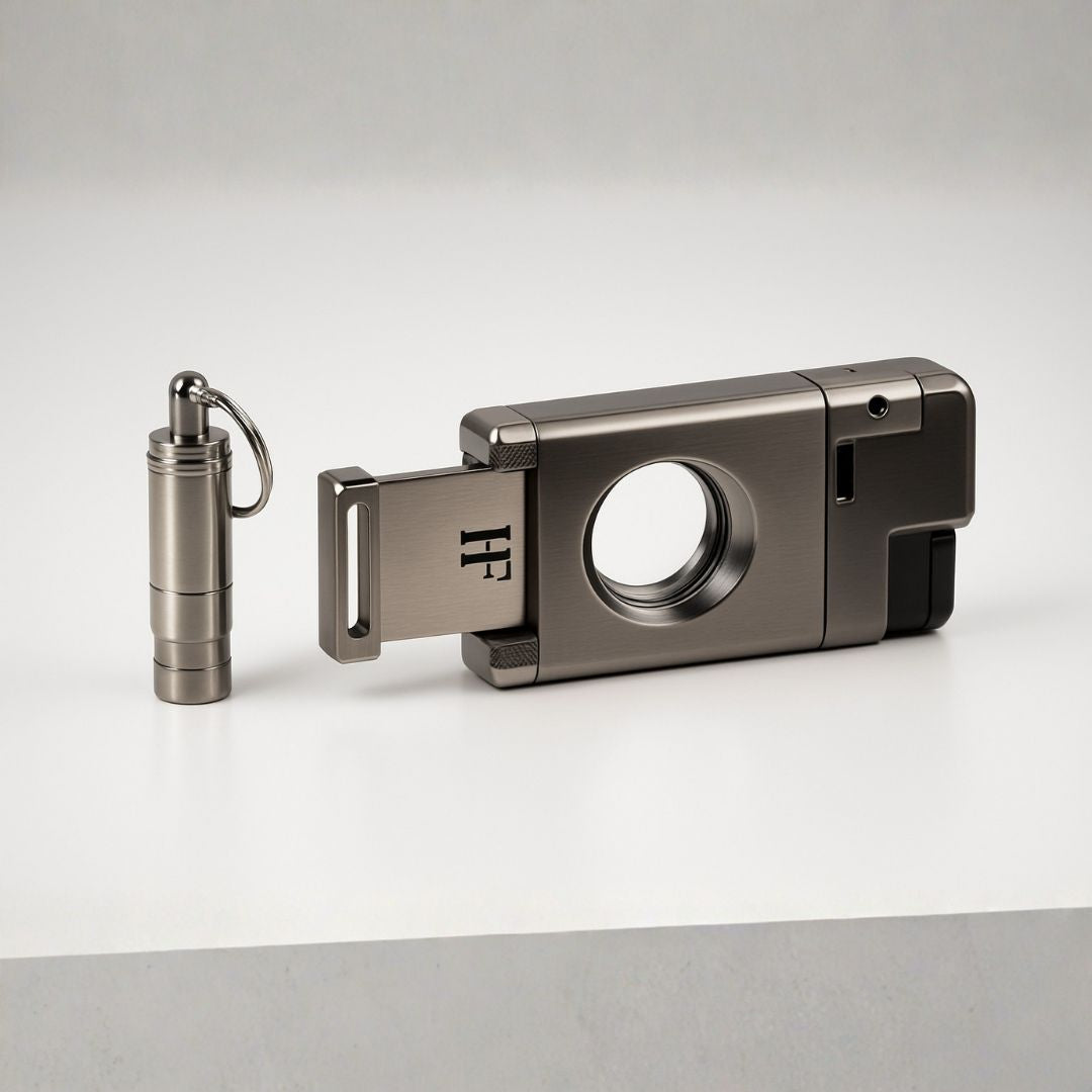 Titan 4-Jet Torch Lighter with Integrated Guillotine & Punch Cutter