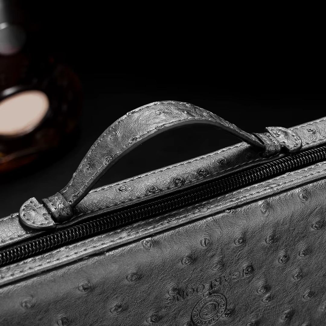 The Envoy Portable Leather Cigar Humidor