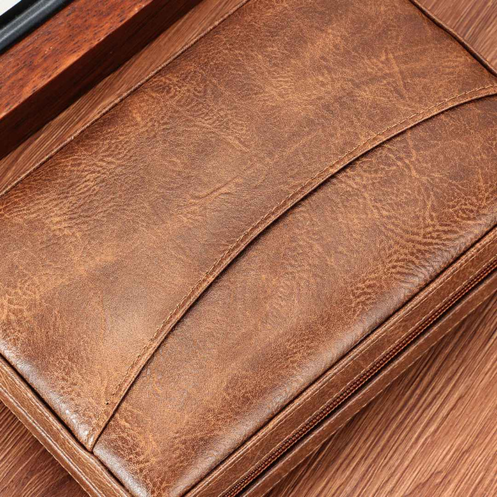 On-the-Move Class: Your Essential Leather Cigar Case!