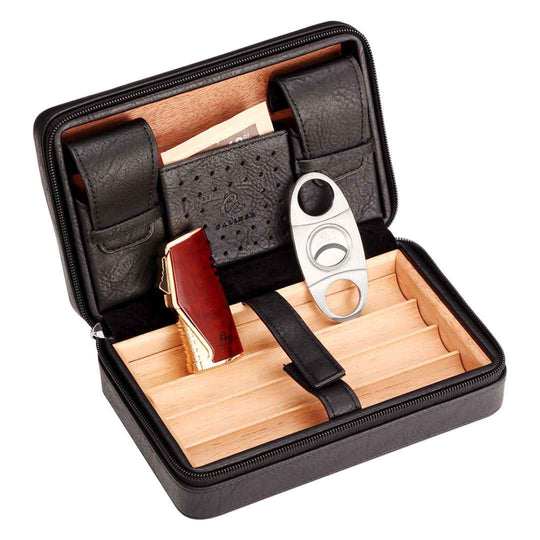 On-the-Move Class: Your Essential Leather Cigar Case!