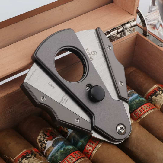 The Vanguard: Dual-Blade Guillotine Cigar Cutter