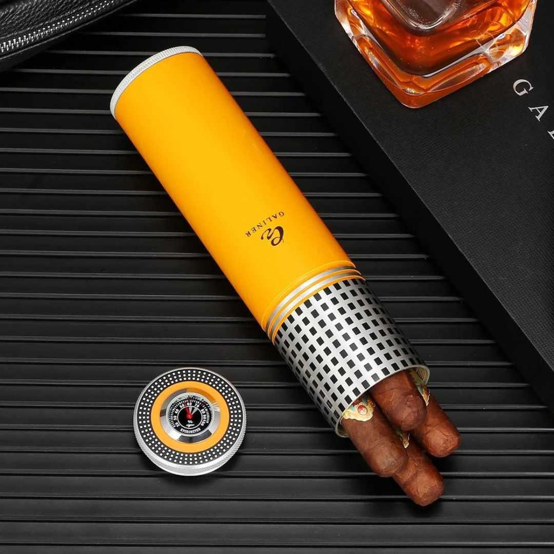 Hygrometer-Enhanced Metal Cigar Case: A Touch of Luxury - Fluid And Fire